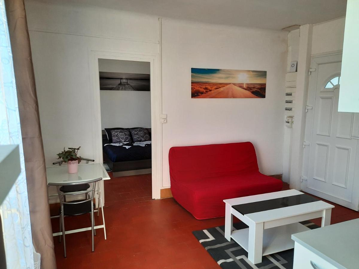 Le Studio D Olivia Avallon Exterior photo